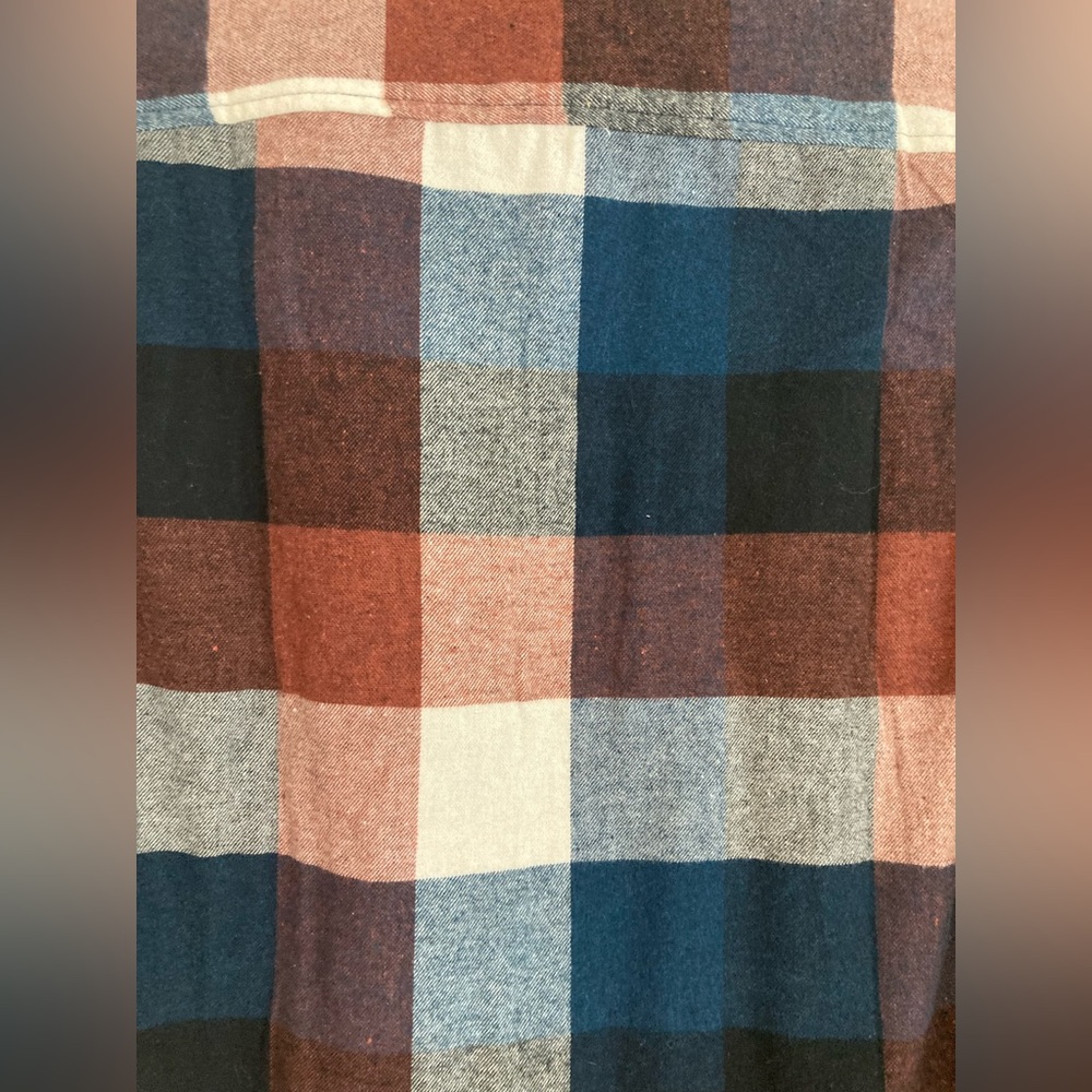 Free Planet Flannel SMALL NWT - Picture 4 of 5